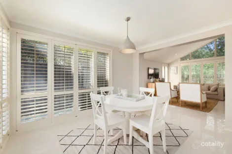 Property photo of 19 Waterside Grove Warriewood NSW 2102