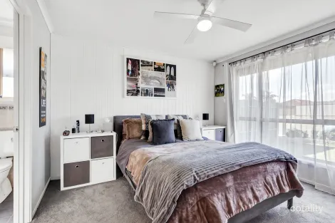 Property photo of 23 Eton Drive Andrews Farm SA 5114