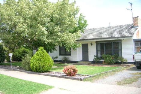 Property photo of 2 Acacia Street Shepparton VIC 3630