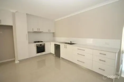 2/21 EDELINE ST, SPEARWOOD, WA 6163
