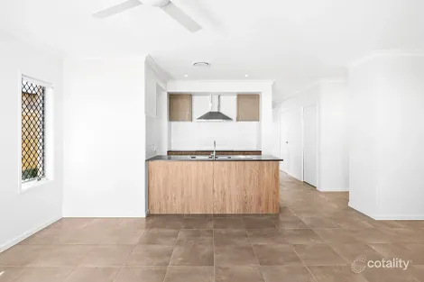 Property photo of 9 Zenith Circuit Flagstone QLD 4280