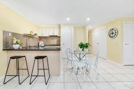 Property photo of 5 Libby Court Hampton Park VIC 3976