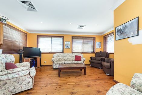 Property photo of 8 Ross Avenue Hazelbrook NSW 2779
