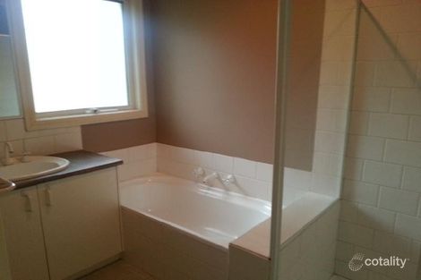 Property photo of 2/150 Bayswater Road Croydon South VIC 3136