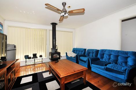 Property photo of 2 Mulberry Crescent Frankston North VIC 3200