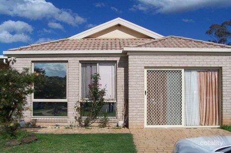 Property photo of 17 Burkhart Place Minto NSW 2566