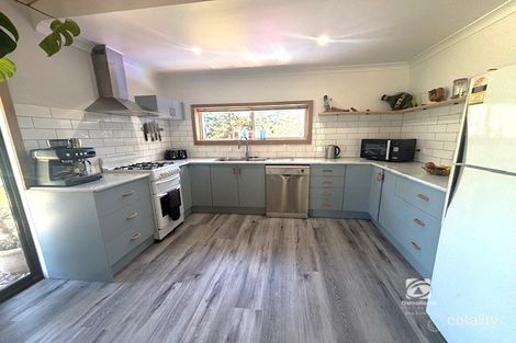 4 Grevillia Ave, Metung, VIC 3904