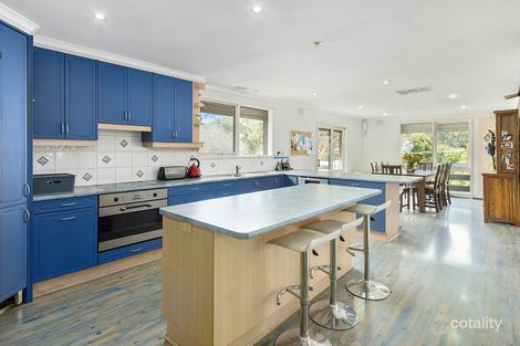Property photo of 8 Pickn Pan Way Warrandyte VIC 3113