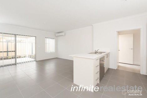 Property photo of 2/96 Clarkson Avenue Tapping WA 6065