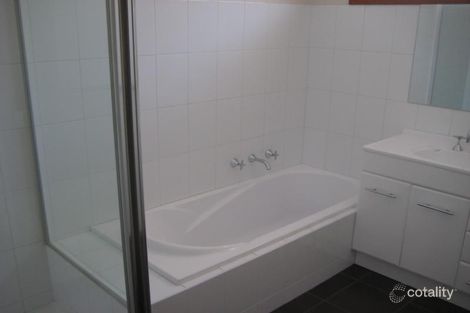 Property photo of 31 Cameron Road Box Hill North VIC 3129