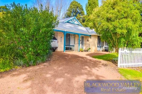 33 Roberts St, Balingup, WA 6253