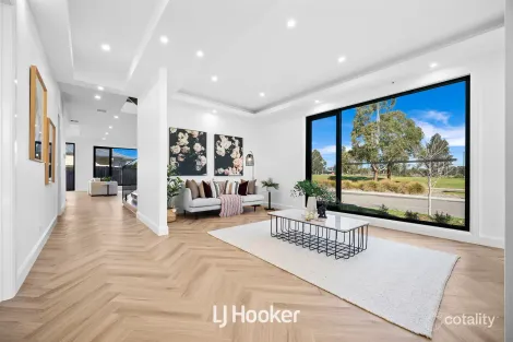 Property photo of 2 Everspring Drive Lyndhurst VIC 3975