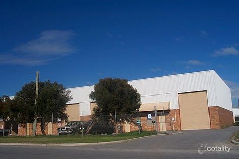 3/8 Cocos Dr, Bibra Lake, WA 6163