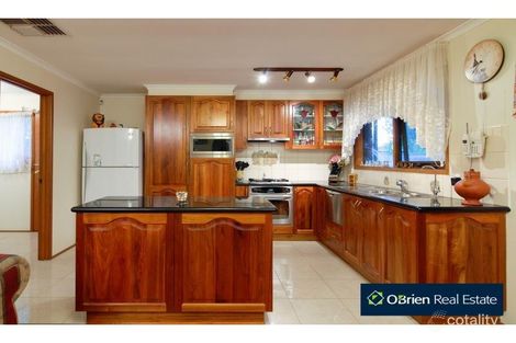 Property photo of 7 Marjoram Close Hallam VIC 3803