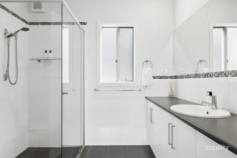 Property photo of 6 Seaview Road Port Elliot SA 5212