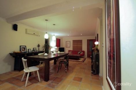 Property photo of 2 Sutherland Close South Guildford WA 6055