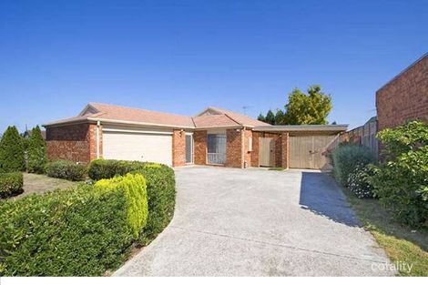 Property photo of 2 Parkinson Way Roxburgh Park VIC 3064