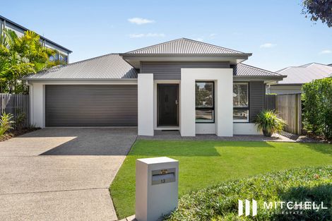 13 Keelson Cres, Hope Island, QLD 4212