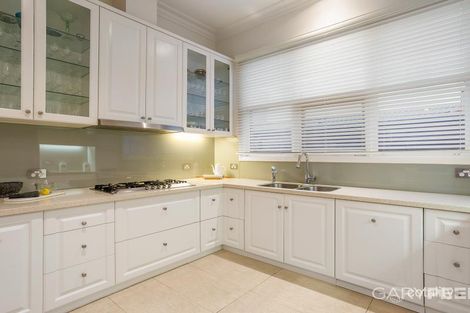 Property photo of 22 Prince Edward Avenue McKinnon VIC 3204