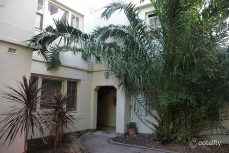 4/5 Robe St, St Kilda, VIC 3182