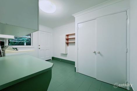 Property photo of 11 Carnoustie Court Indooroopilly QLD 4068