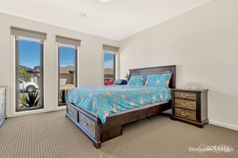 Property photo of 6 Featherwood Crescent Craigieburn VIC 3064