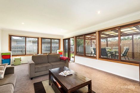 Property photo of 21 Connewarra Avenue Aspendale VIC 3195