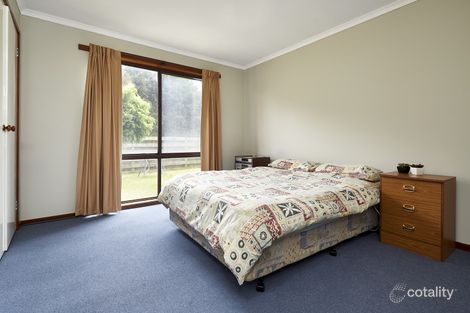 Property photo of 2/16 Cambridge Drive Warragul VIC 3820