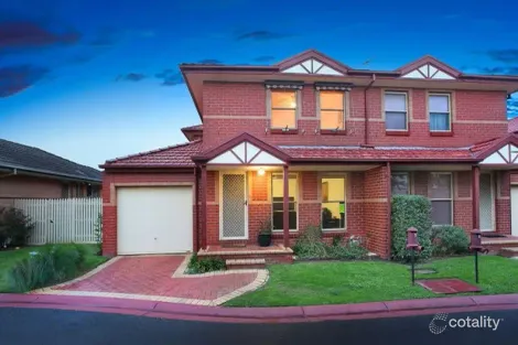 4 FEDERATION WALK, HUGHESDALE, VIC 3166