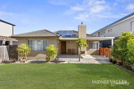 31 Wood St, Avondale Heights, VIC 3034