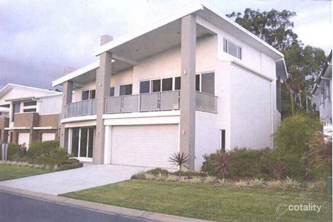 Property photo of 2/1008 Lakeview Terrace Benowa QLD 4217
