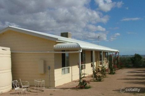 Property photo of 45 Gulf View Road Napperby SA 5540