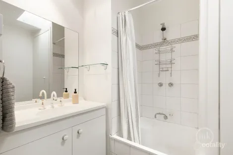 Property photo of 10/29 Main Road Lower Plenty VIC 3093