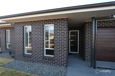 12 Kinross Ave, Cameron Park, NSW 2285