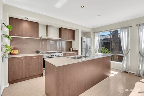 Property photo of 18 Jonesfield Street Craigieburn VIC 3064
