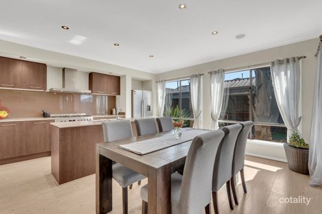 Property photo of 18 Jonesfield Street Craigieburn VIC 3064