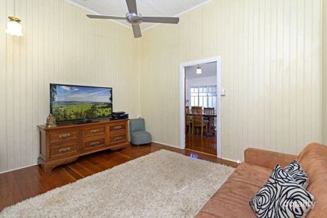 14 Holmes St, Stratford, QLD 4870