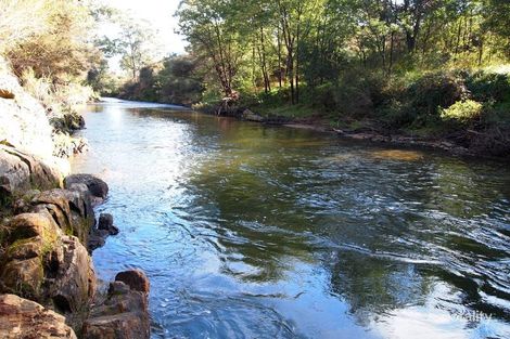 7081 Great Alpine Rd, Porepunkah, VIC 3740