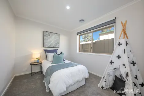 Property photo of 8 Gibbons Street Sunbury VIC 3429