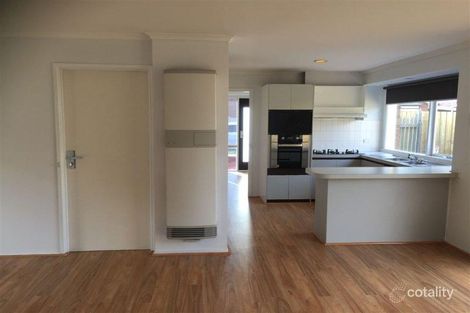 Property photo of 19 Patterson Street Mill Park VIC 3082