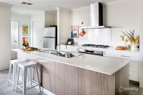 Property photo of 152 Groundlark Road Australind WA 6233