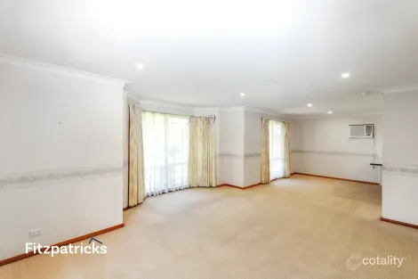 Property photo of 1/2 Plumpton Road Kooringal NSW 2650