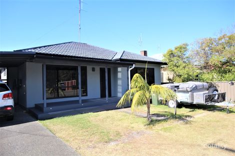 Property photo of 118 Lakeview Parade Blacksmiths NSW 2281