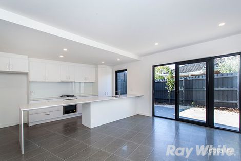 Property photo of 5/28 Rosella Street Murrumbeena VIC 3163