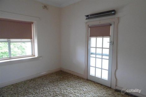 Property photo of 3 Hedgerow Avenue Parkes NSW 2870