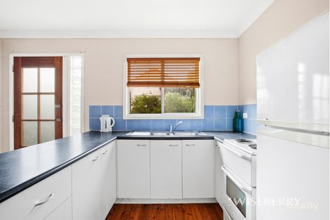 Property photo of 2 Queens Road Lake Munmorah NSW 2259