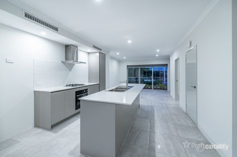 Property photo of 16 Picasso Promenade Alkimos WA 6038