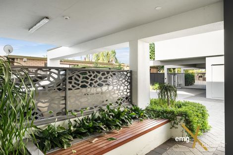 Property photo of 2/245 Wright Street Cloverdale WA 6105