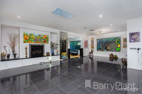 Property photo of 9 Gingelly Close Point Cook VIC 3030