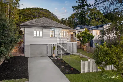 9 WOODRIDGE ST, MOOROOKA, QLD 4105
